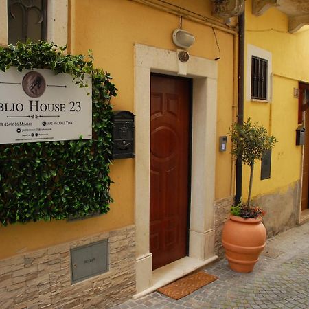 Publiohouse23 Hotel Sulmona Luaran gambar